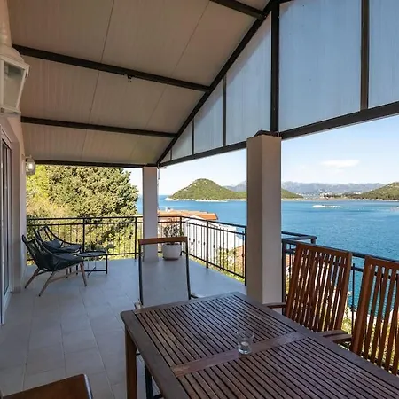 Nella Villa *
